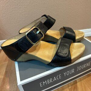 Dansko Tanya Sandal, size 40, black leather